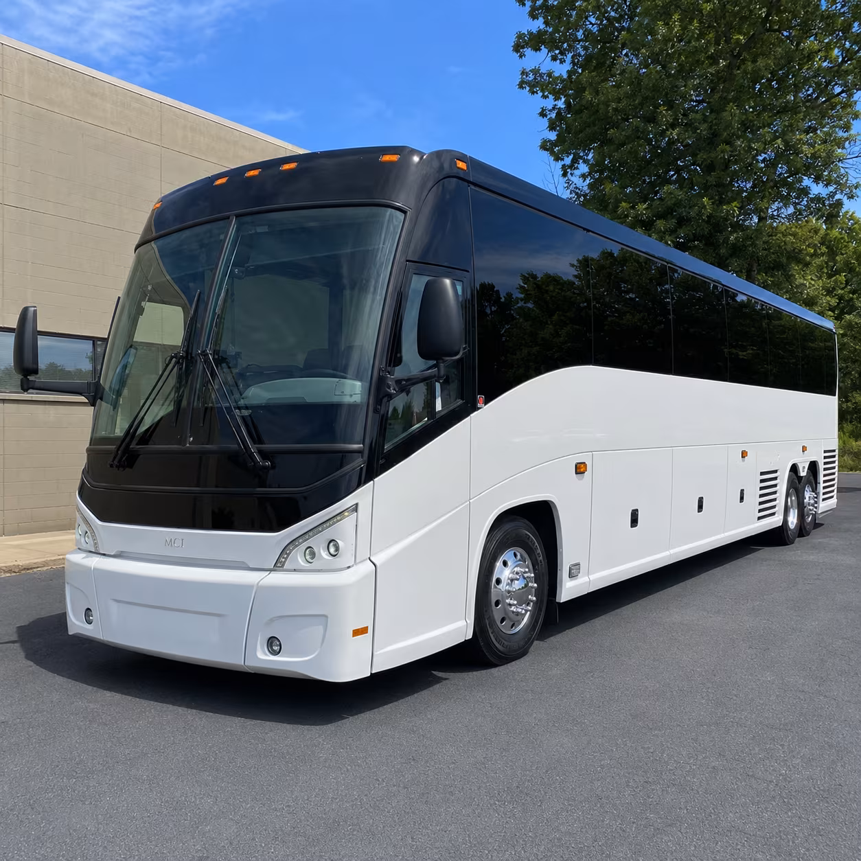 concert buses to great park live right down the road from lake forest